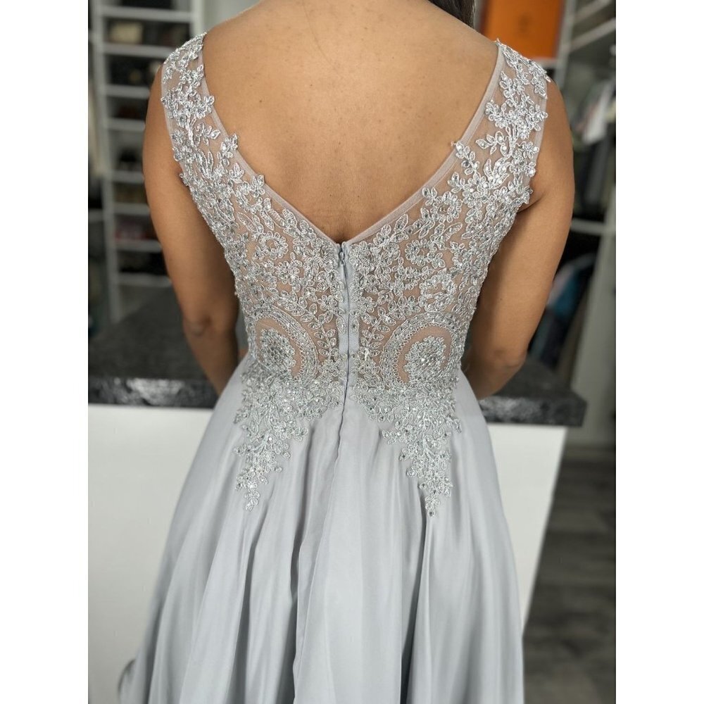 NWT May Queen Silver Embroidered A-Line Dress $118 - Picture 11 of 15